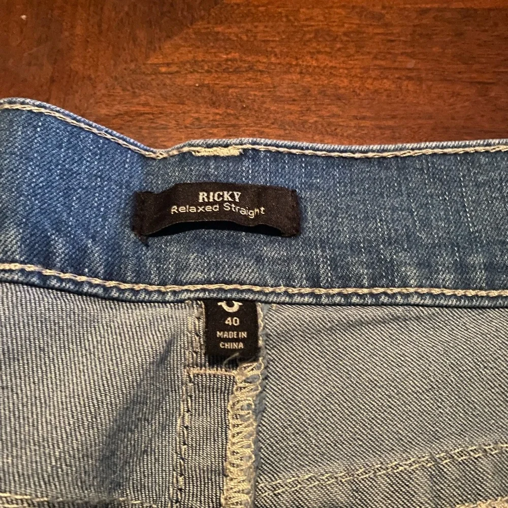 Selling Men’s True Religion Jean Shorts. Brand new tag never worn. Size 40 mens. - Picture 4 of 7